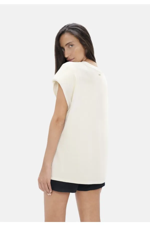 Muscat Bold Shoulder T-Shirt White
